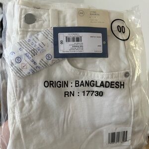 Universal Threads 00 White Long Shorts